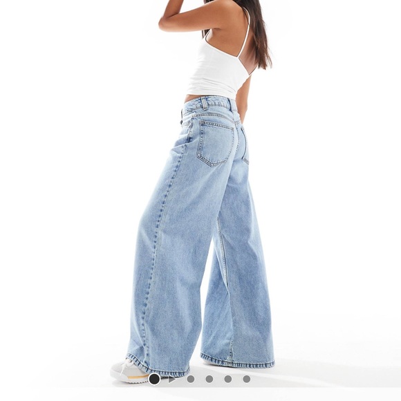 ASOS Petite Denim - asos design Petite wide leg jeans in light wash - W32 L28